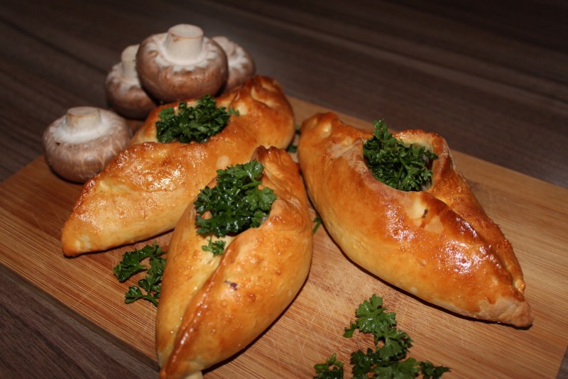 Расстегай с мясом