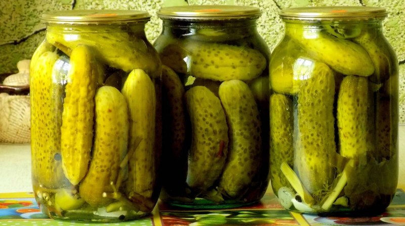 Стерилизованные огурцы фото