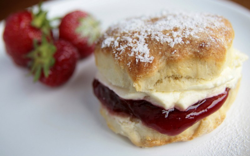 Scone десерт