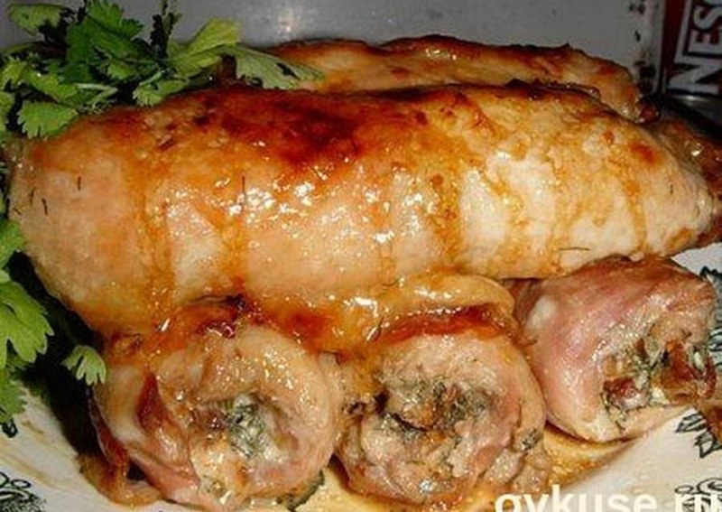 Куриные рулетики на сковороде