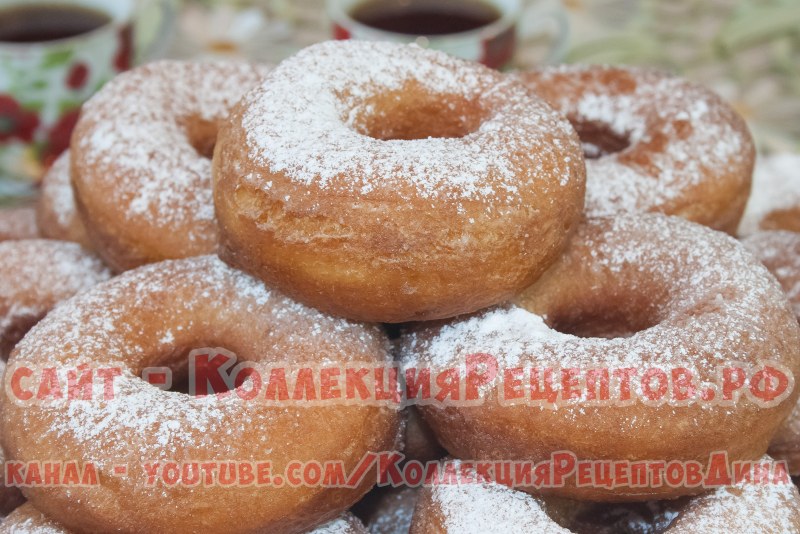Банановые пончики на молоке на сковородке