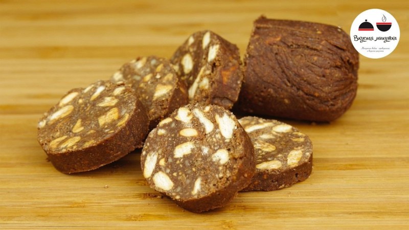 Колбаска из печенья и какао
