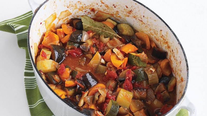 Рагу из картошки с мясом и баклажанами