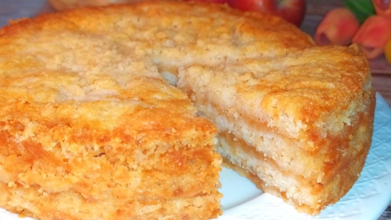 Насыпной пирог с яблоками три стакана