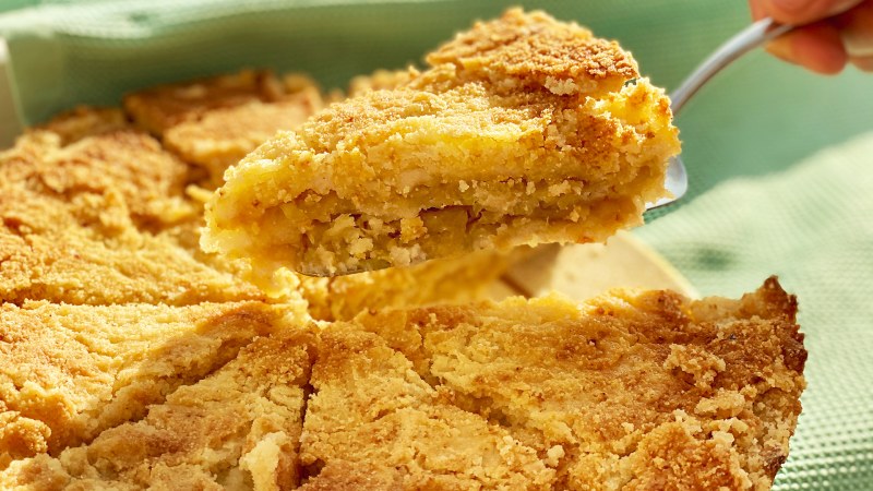 Насыпной пирог с яблоками
