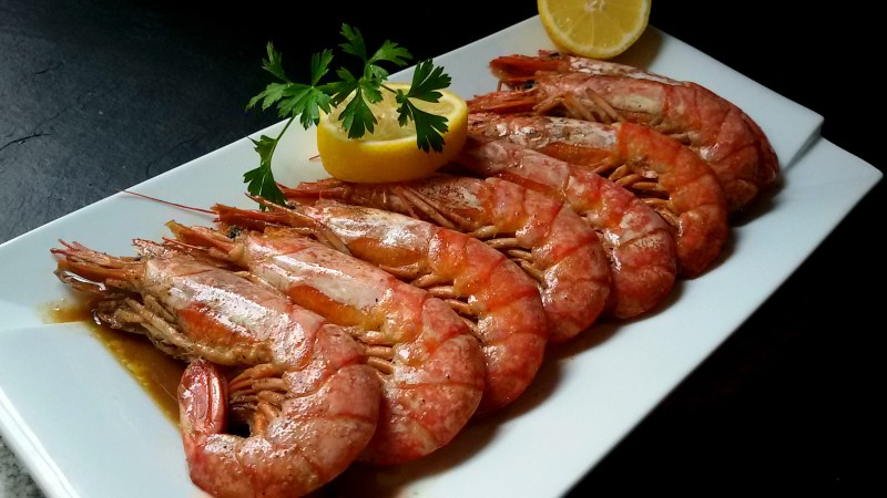 Лангустины с песто