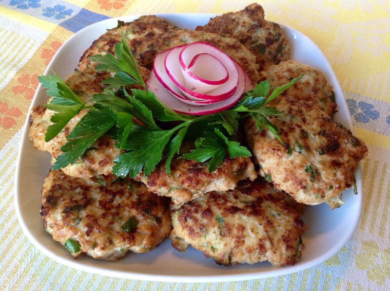 Драники с яйцом пашот