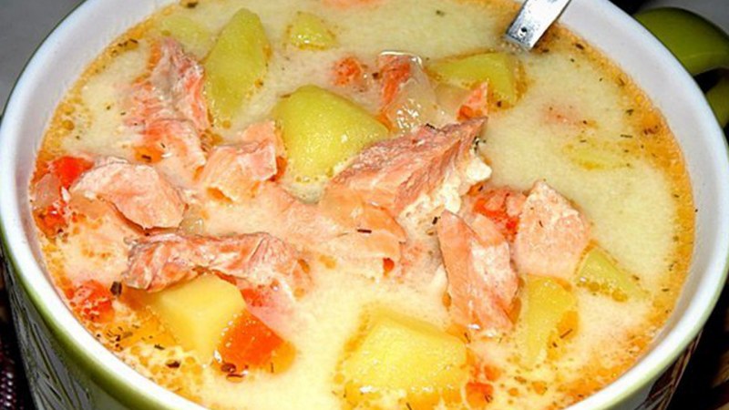 Уха из брюшек лосося