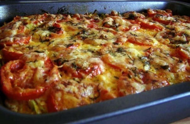 Запеканка из кабачков в духовке с сыром и помидорами