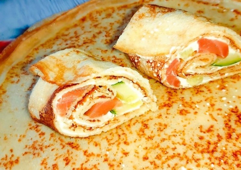 Блины фаршированные красной рыбой