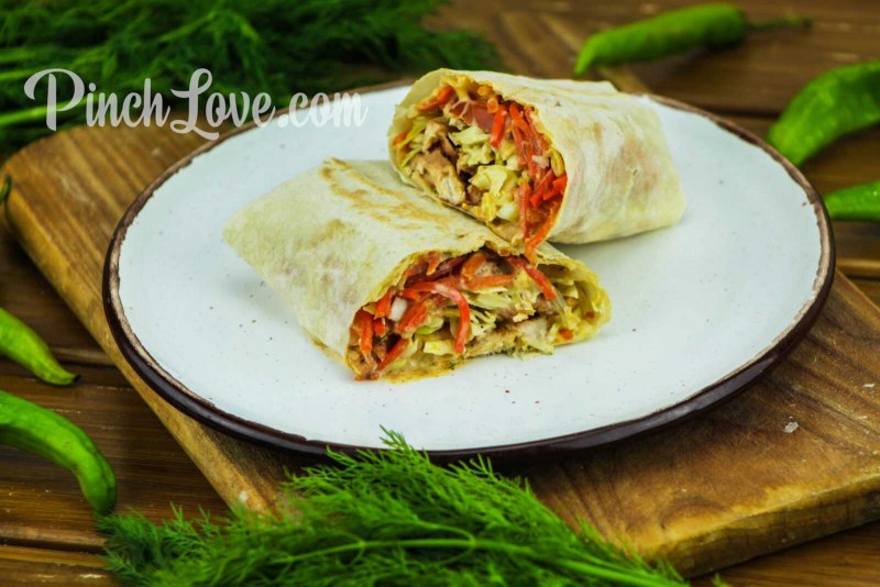 Шаурма с курицей и овощами 200гр