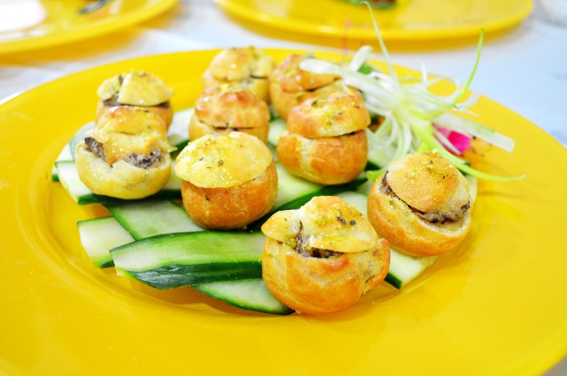 Профитроли с курицей