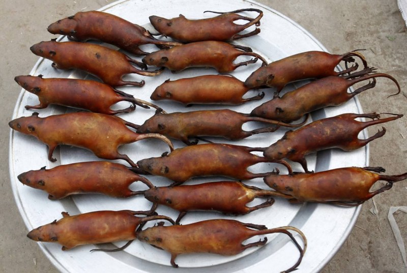 Сарделька с чесноком