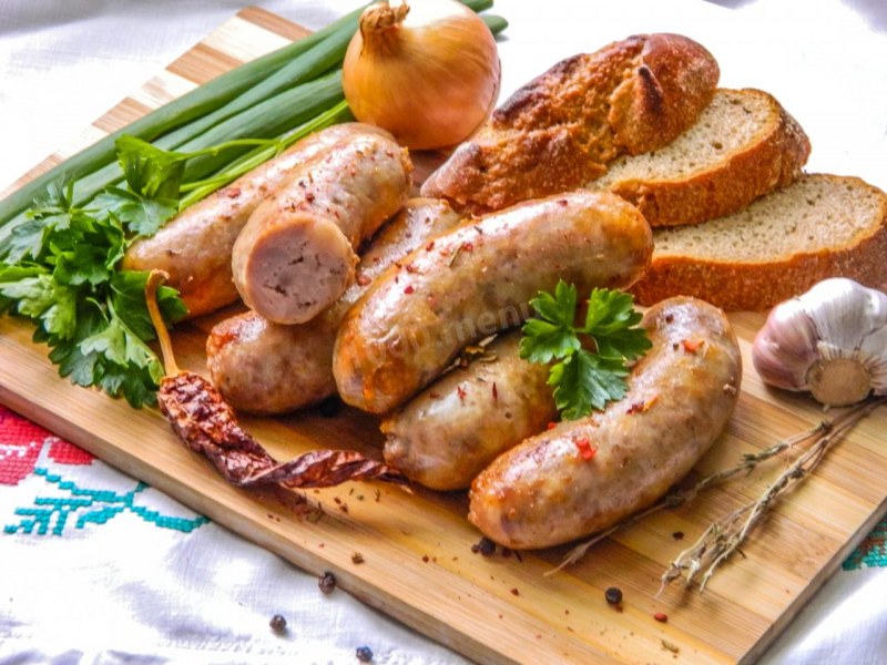 Купаты с картошкой в духовке