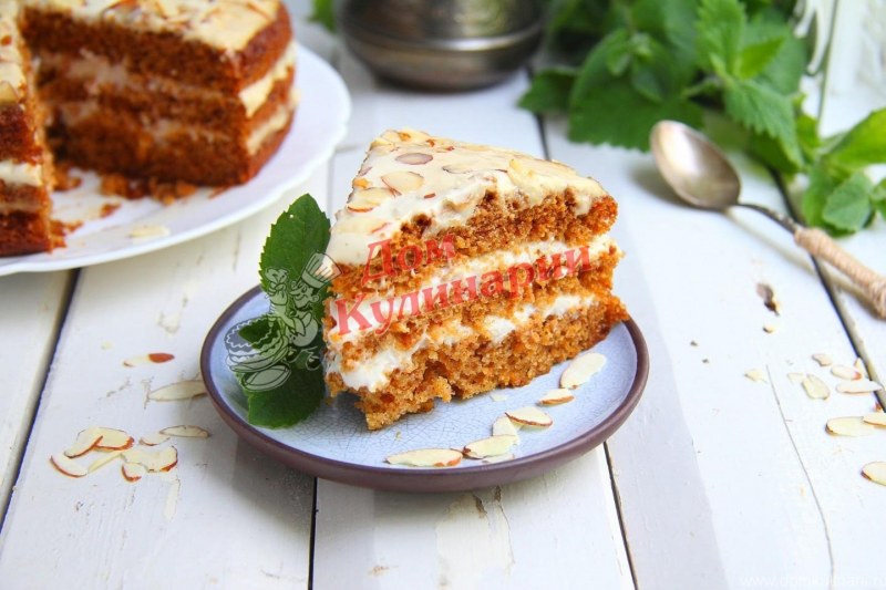 Морковный пирог кусок