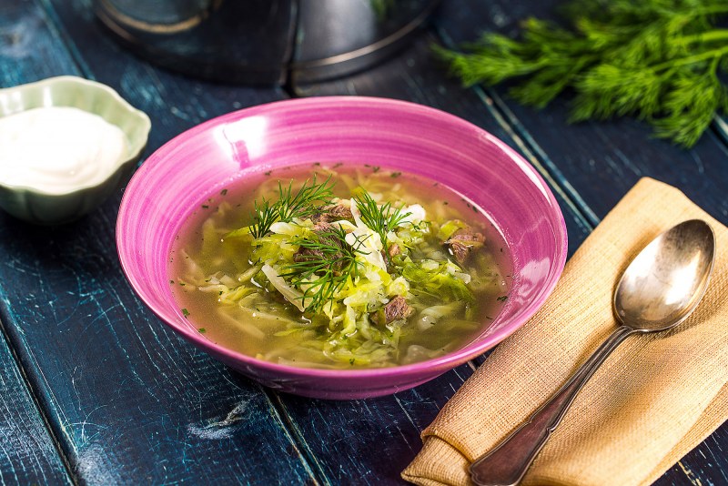 Щи с говядиной и свежей капустой