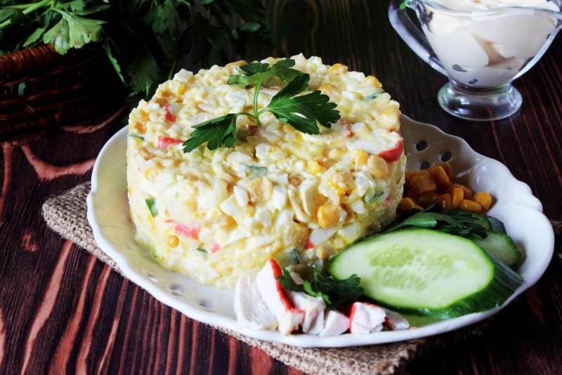 Крабовый салат с рисом