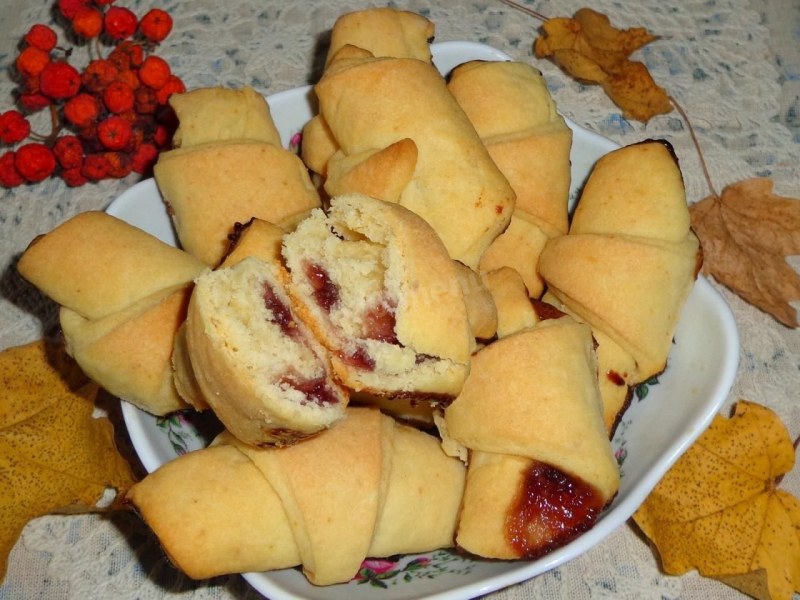 Рогалики с вареньем