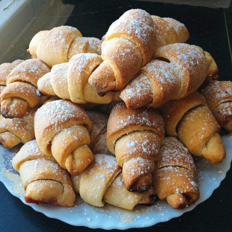 Маленькие рогалики с начинкой