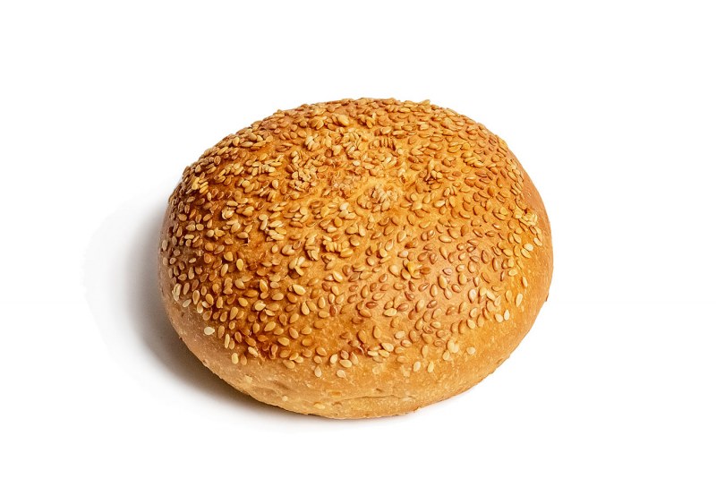 Булочка с кунжутом