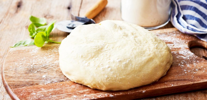 Тесто для пиццы с дрожжами