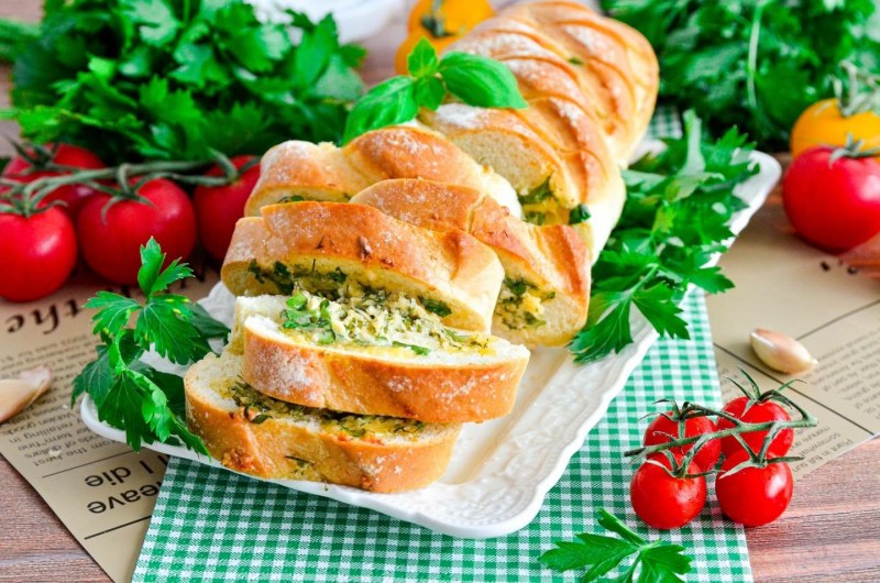 Батон с сыром в духовке