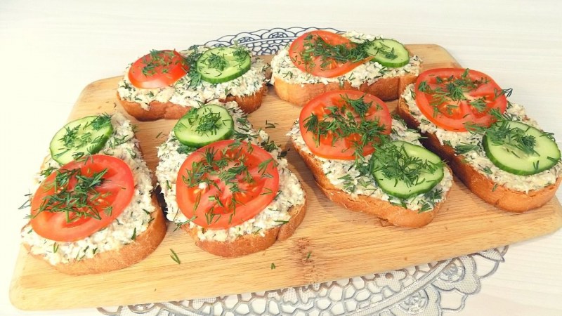 Чесночный хлеб с сыром