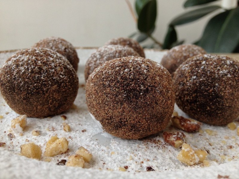 Сладкая картошка из печенья и какао