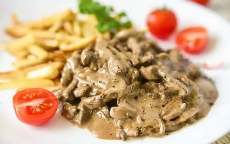 Bœuf Stroganoff