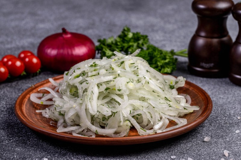Шашлык с луком