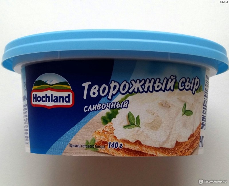 Пирог с брусникой и меренгой