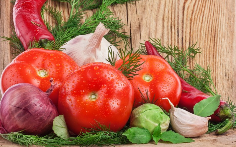 Салат с говядиной и овощами