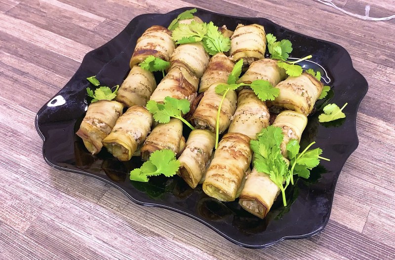 Баклажаны с орехами и чесноком по-грузински