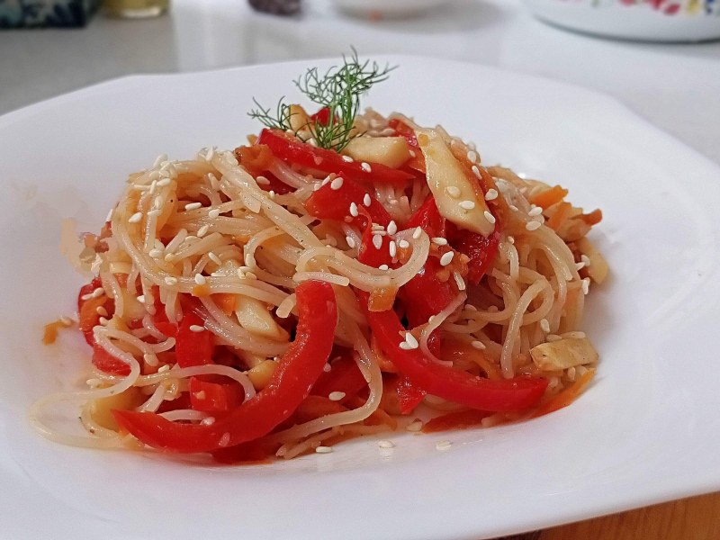 Корейские салаты фунчоза