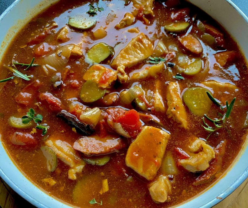 Гулыш из свинины с подливой
