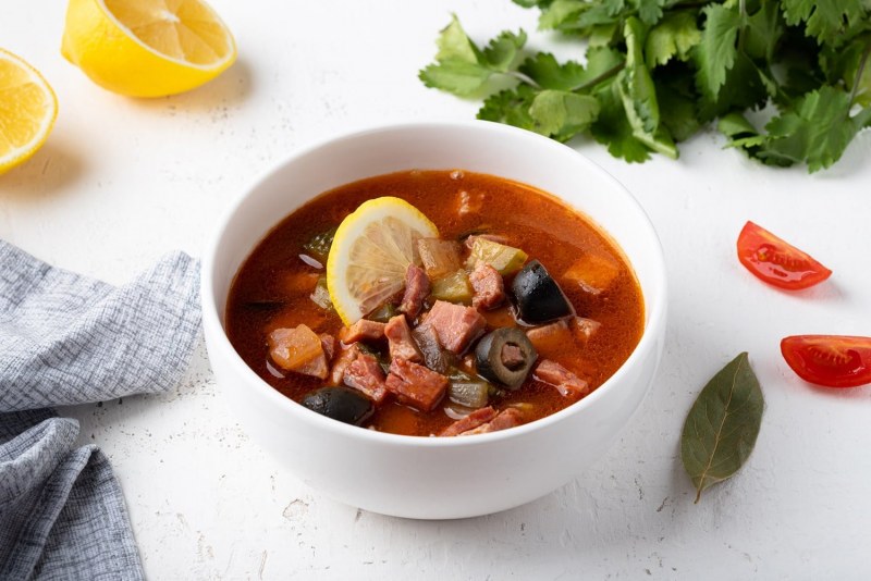 Солянка соломкой