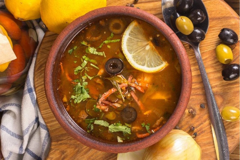 Солянка сборная мясная