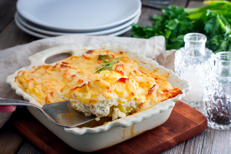Картофель с шампиньонами в сметане