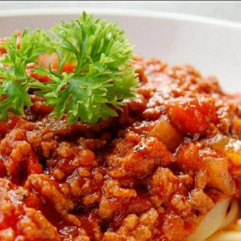 Гуляш из свинины с подливкой
