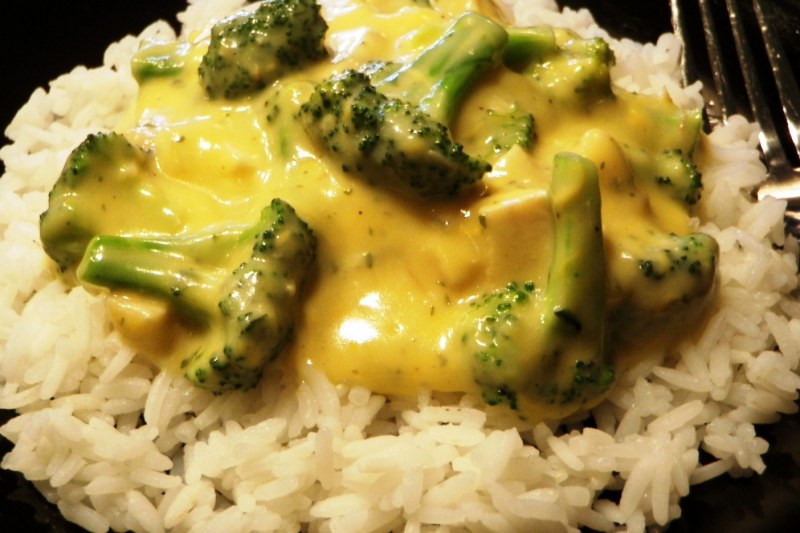 Куриные котлеты с рисом и овощами