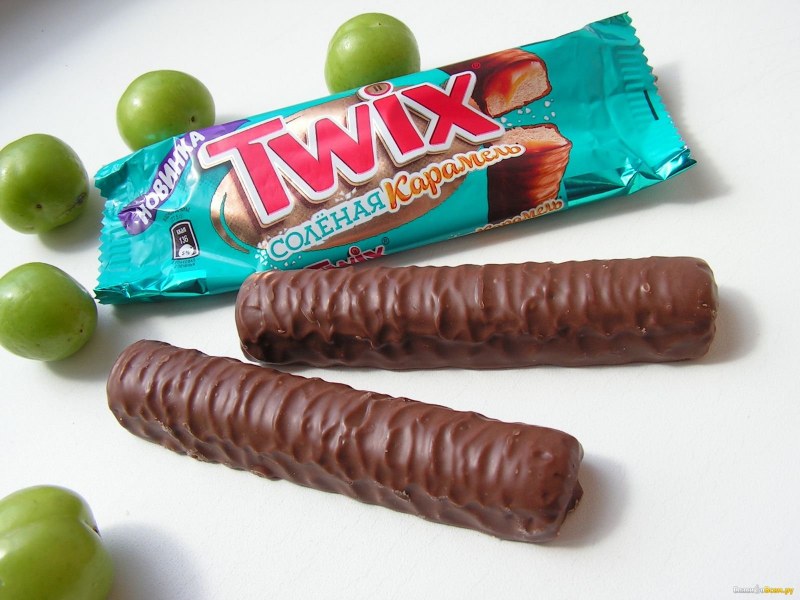 Батончик Twix соленая карамель 55г