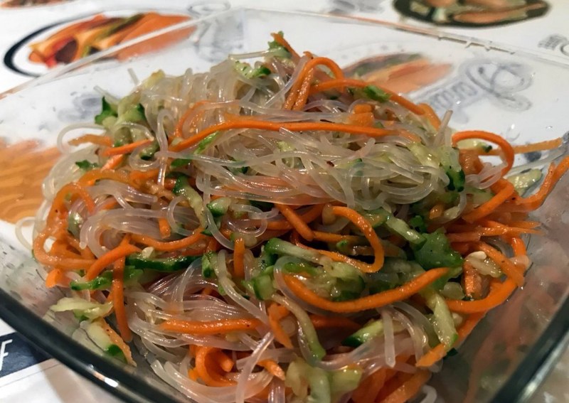 Корейские салаты фунчоза