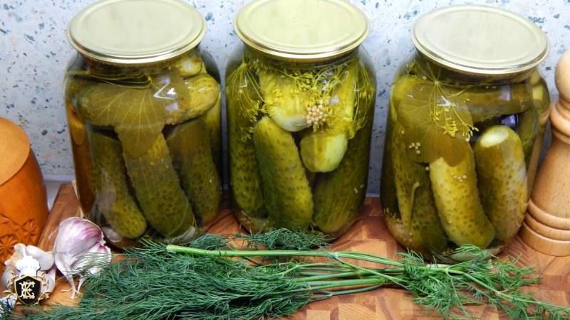Огурцы в масле