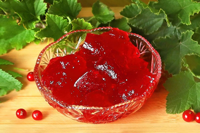 Красная смородина желе