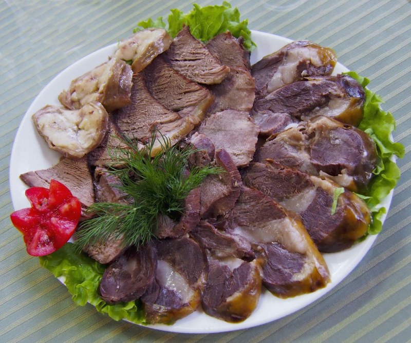 Конина шужук
