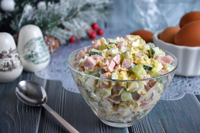 Оливье с курицей