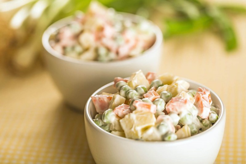 Салат салат "Оливье с мясом"