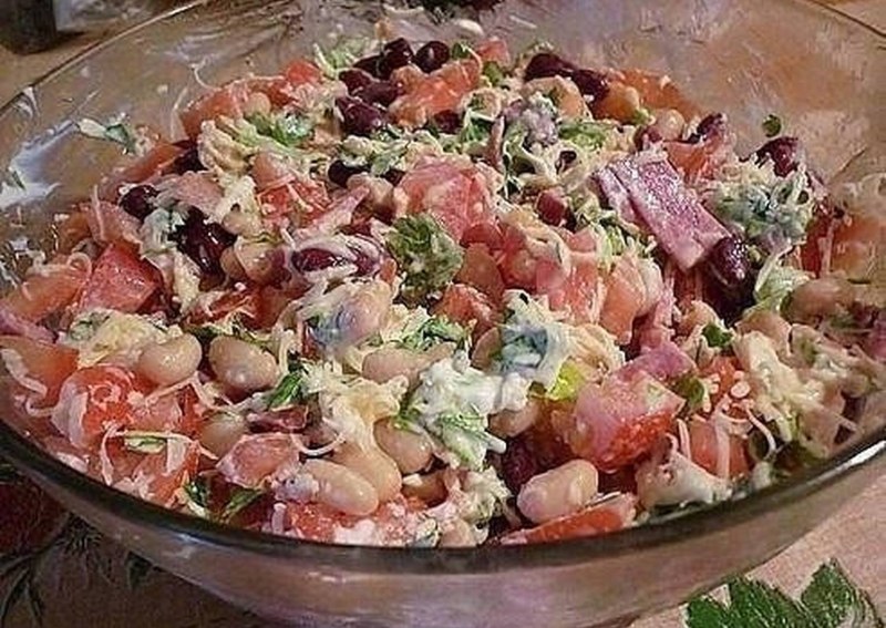 Салат из красной фасоли консервированной Обжорка