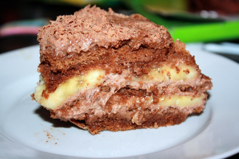 Торт "Панчо" с черносливом, сметаной и грецкими орехами