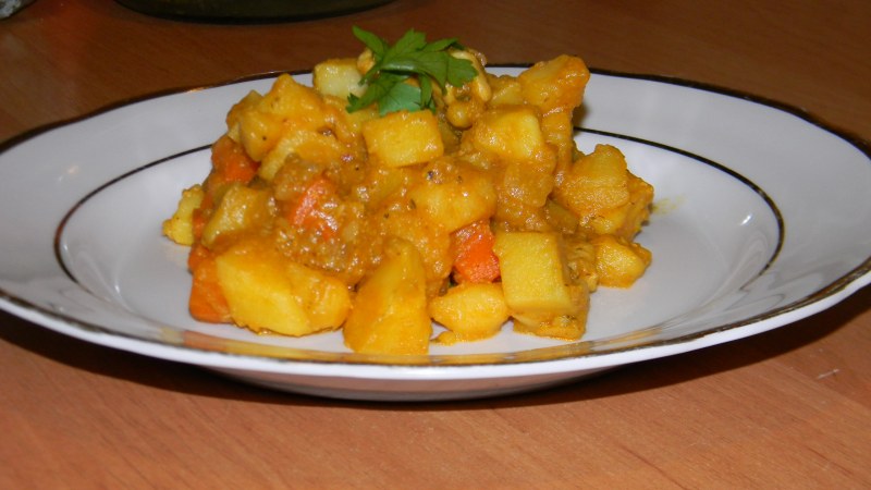 Овощное рагу с кабачками